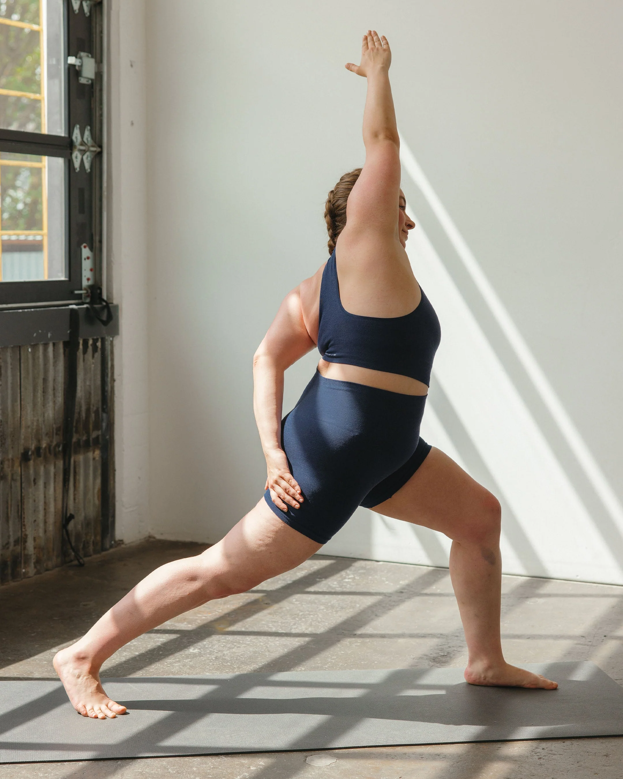 Essential Compressive Short 6" - Image 19